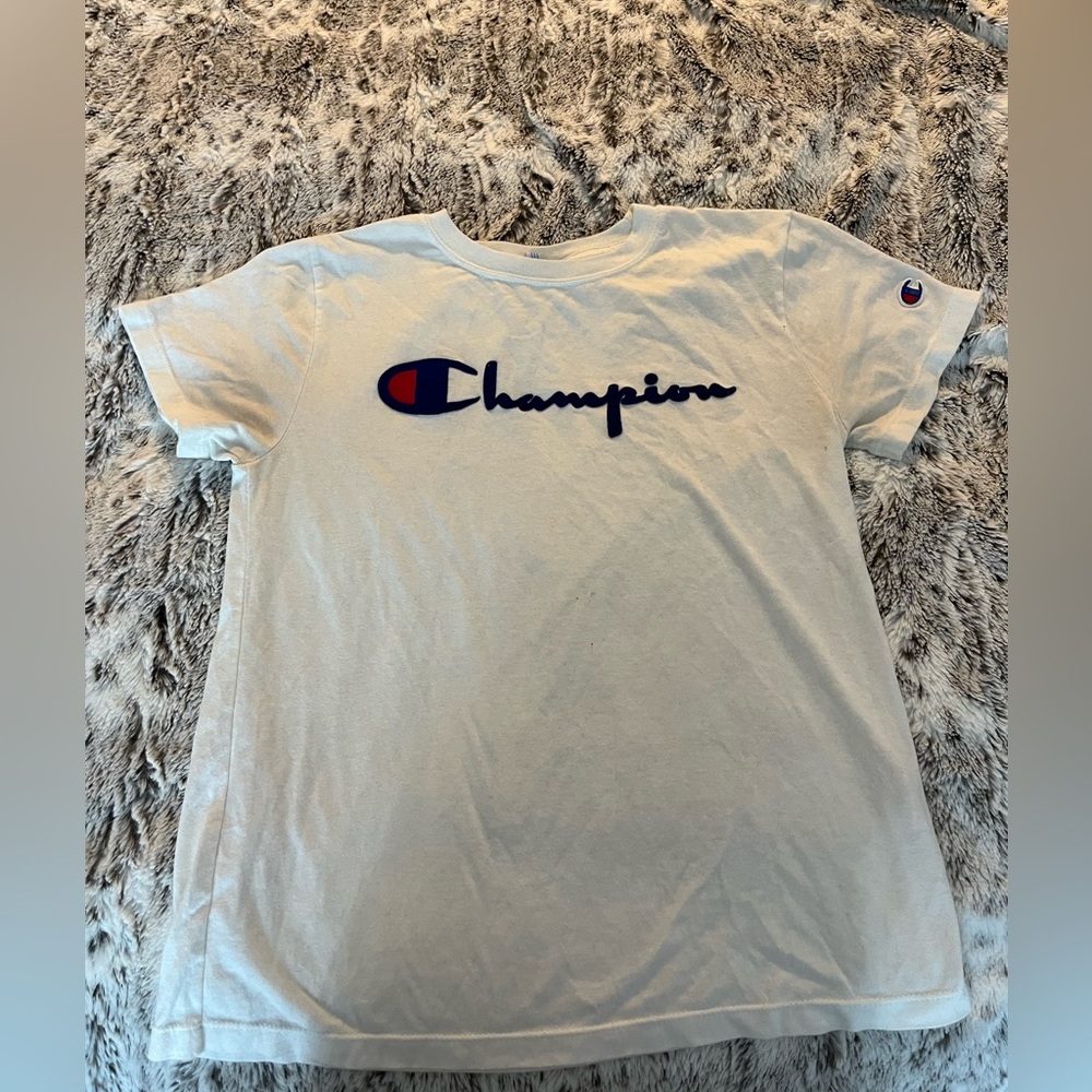 white champion tee shirt size xs